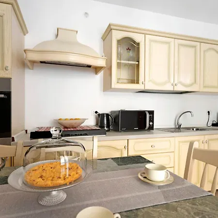 La Tatil Evi